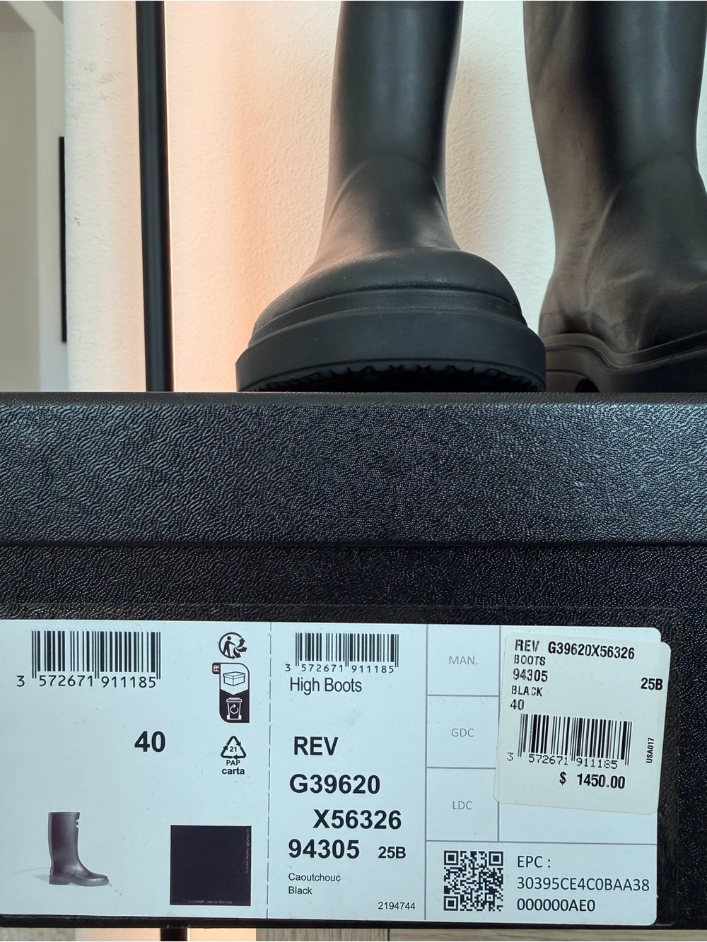 CHANEL Black Knee-High Rubber Boots with White CC Emblem - Picture 8 of 9